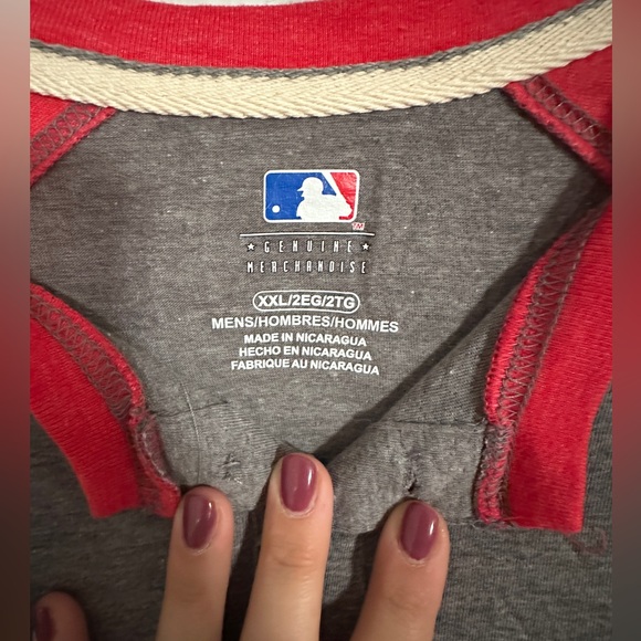 NEW Phillies Quarter Sleeve Tee - Picture 2 of 3